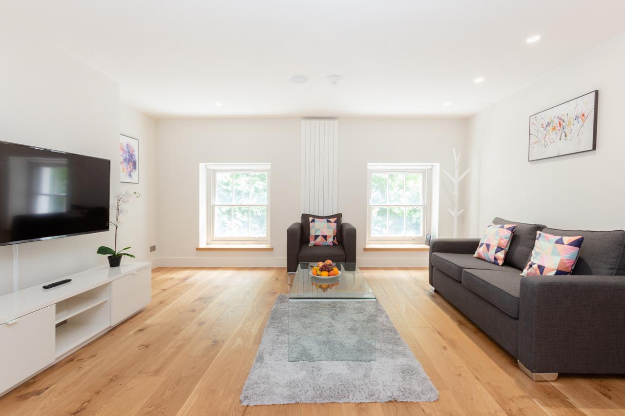 Fitzrovia - Soho - Private Apartment Лондон Екстериор снимка